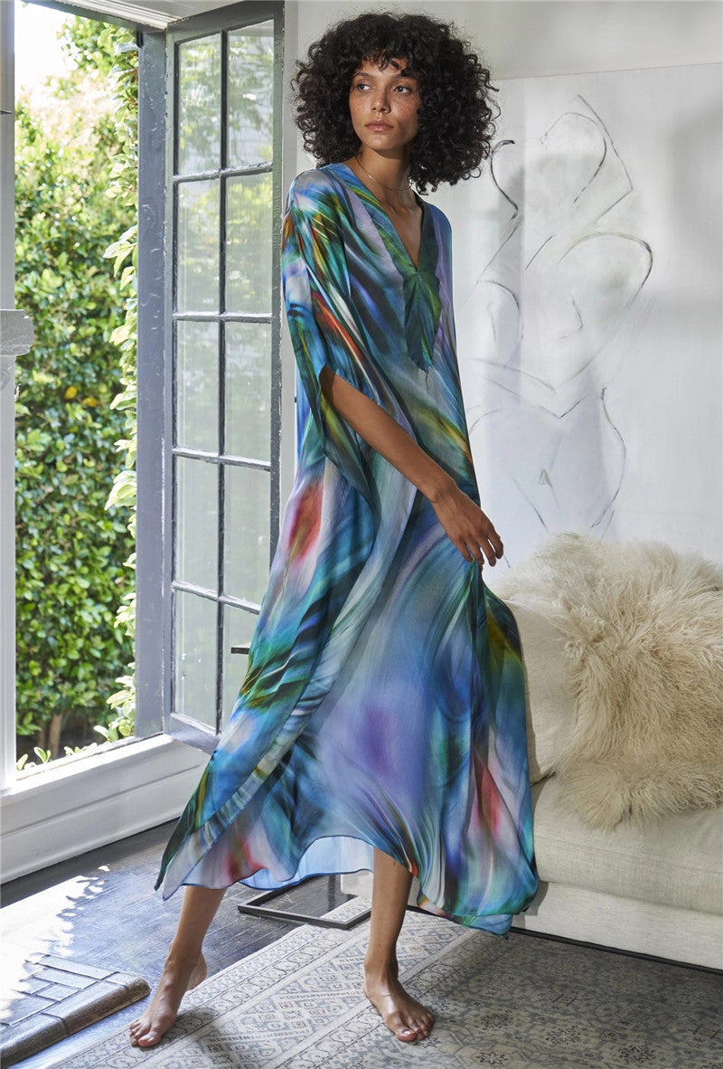 Ladies Maxi Beach Dress with Flowing Color Gradient and Loose Fit Ivyshape