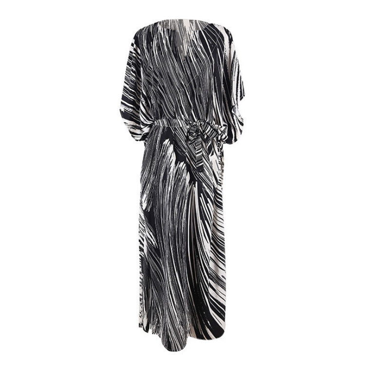Ladies fashionable kaftan with unique graphic pattern Ivyshape