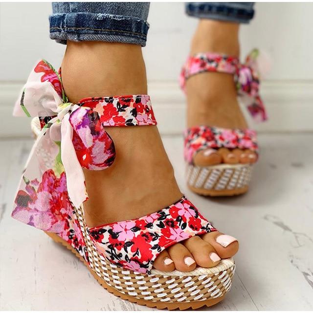 Fenna | Sandali con plateau floreale