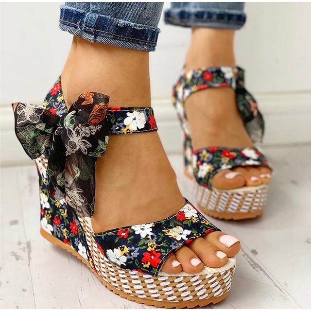 Fenna | Sandali con plateau floreale
