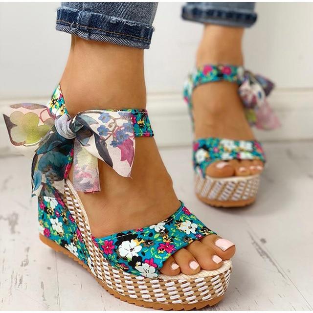 Fenna | Sandali con plateau floreale