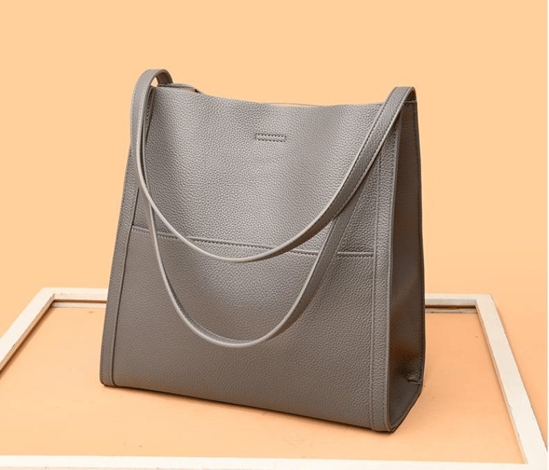 ChicCarry™ – The Ultimate Everyday Bag