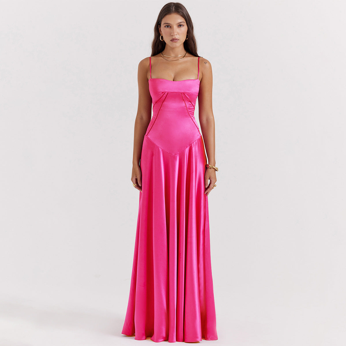 Selena - Maxi abito in raso con spalline sottili