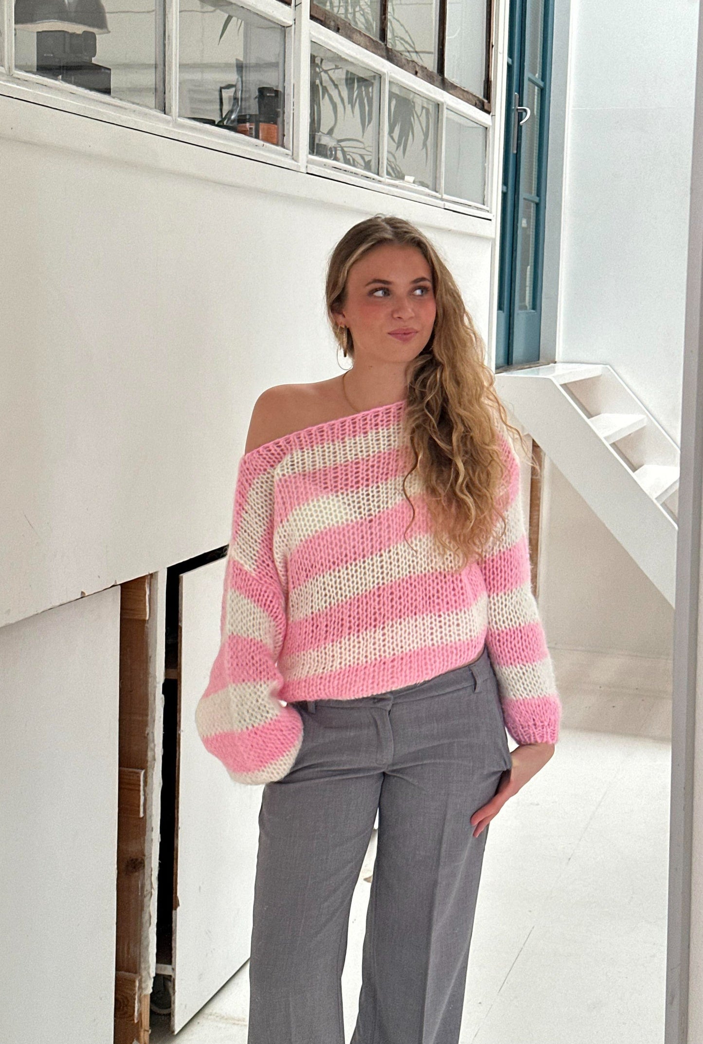 Sofia | Maglione oversize con collo alto per donna