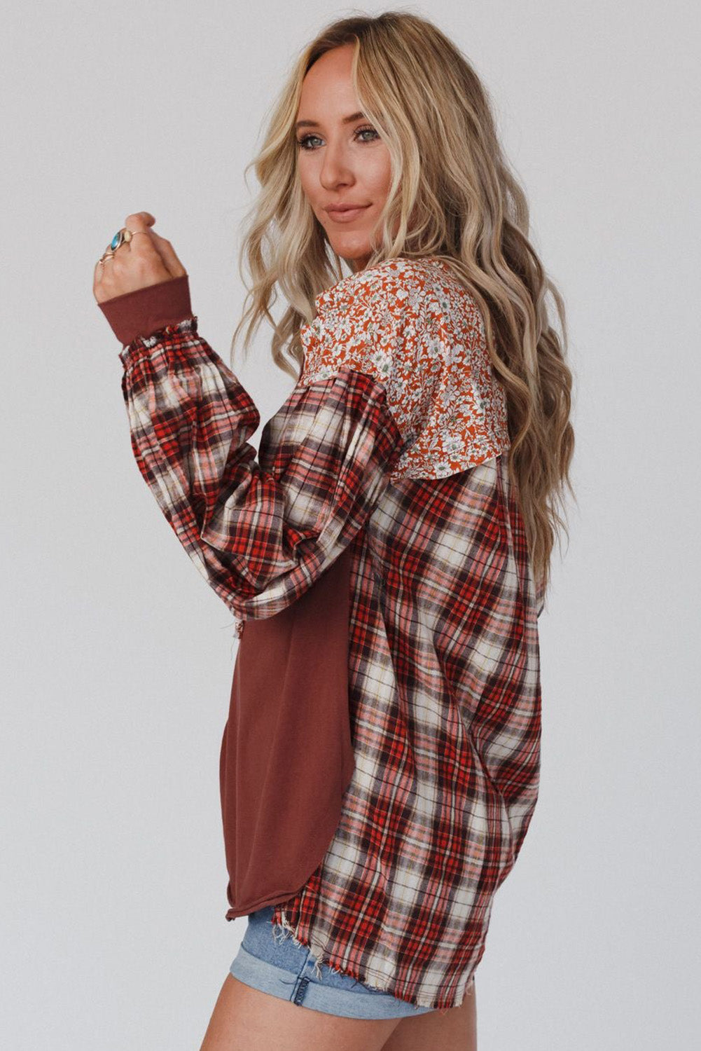 Martina | Blusa boho chic con maniche fantasia e dettagli floreali
