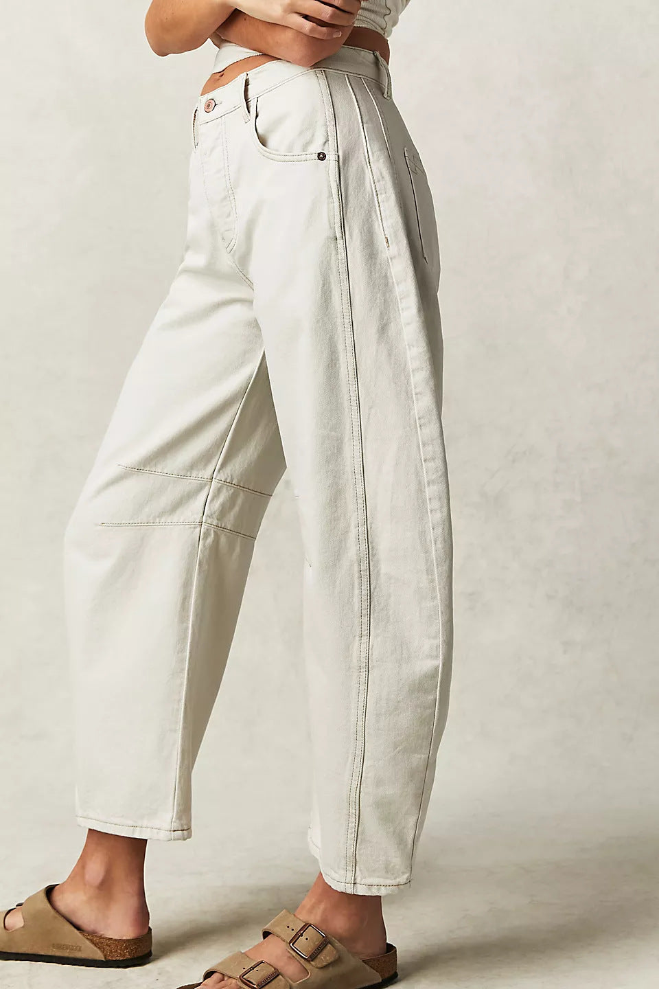 Wynohna | Jeans a vita media con elevato stretch e taglio a barile