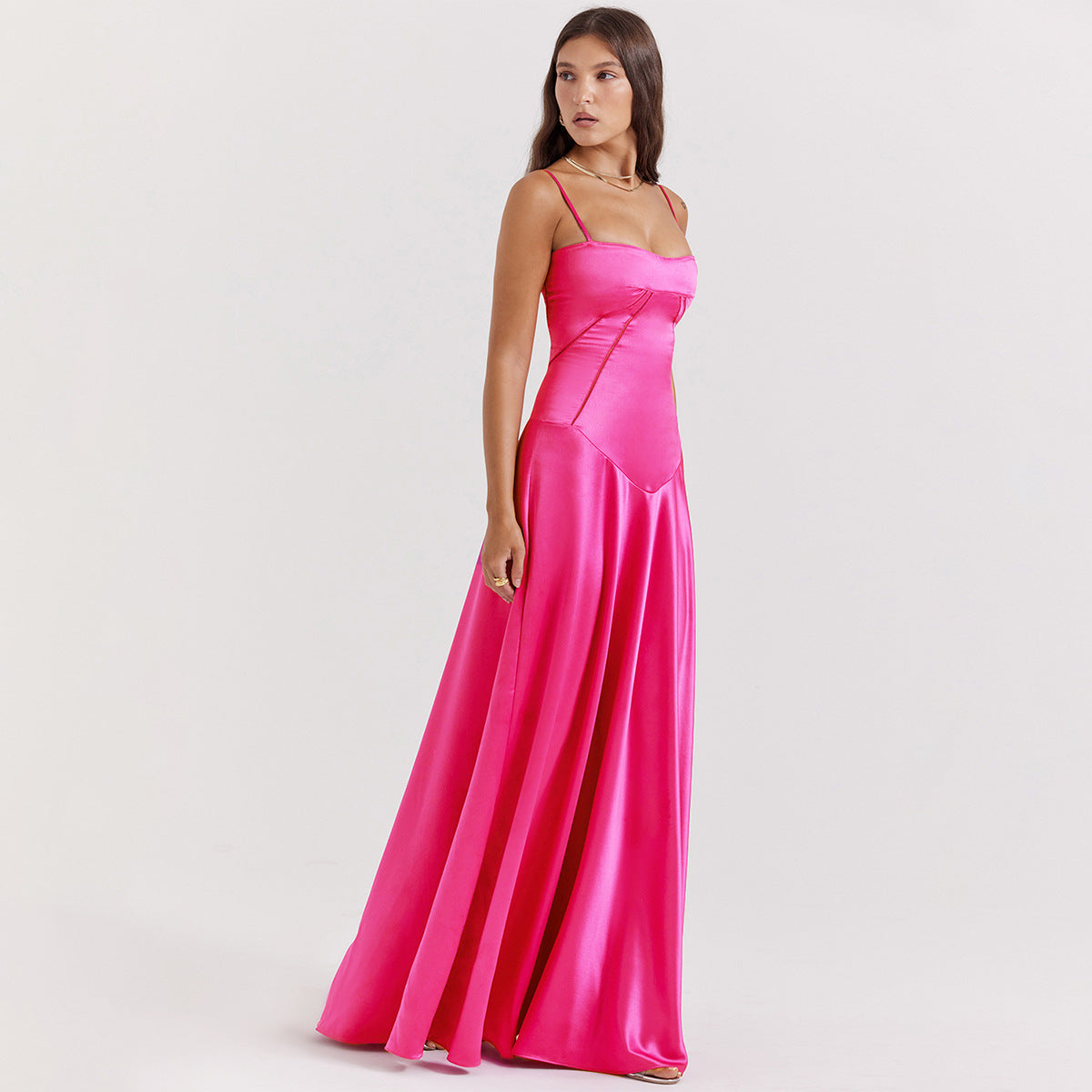 Selena - Maxi abito in raso con spalline sottili