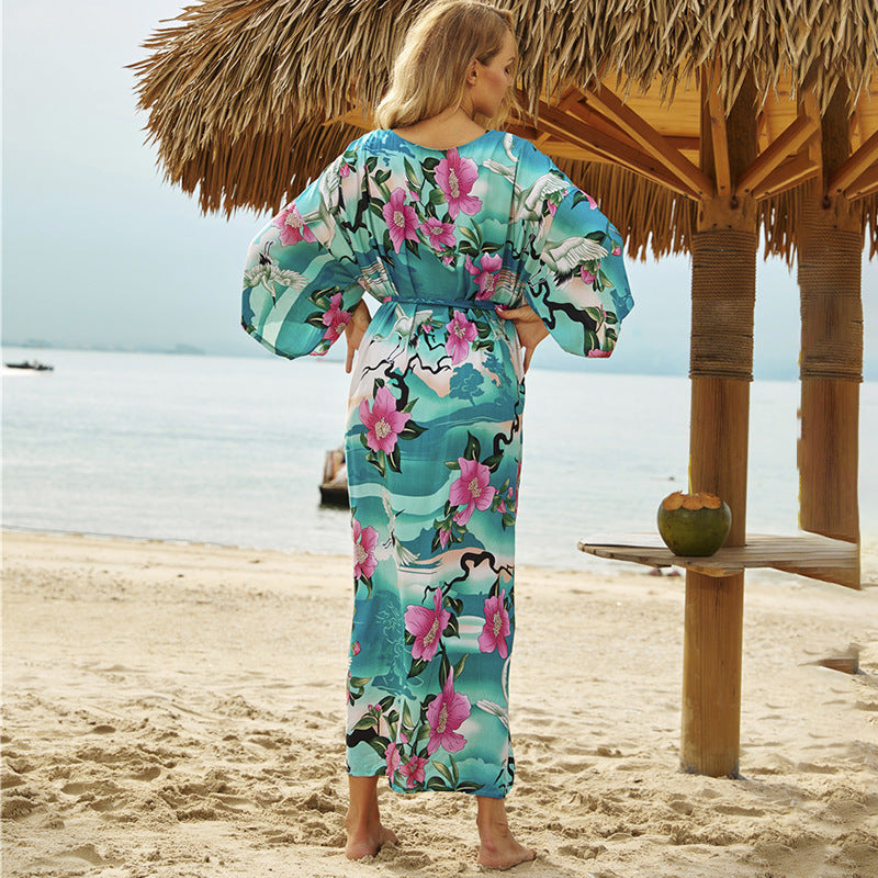 Ladies beach kimono with floral elements and casual cut Ivyshape