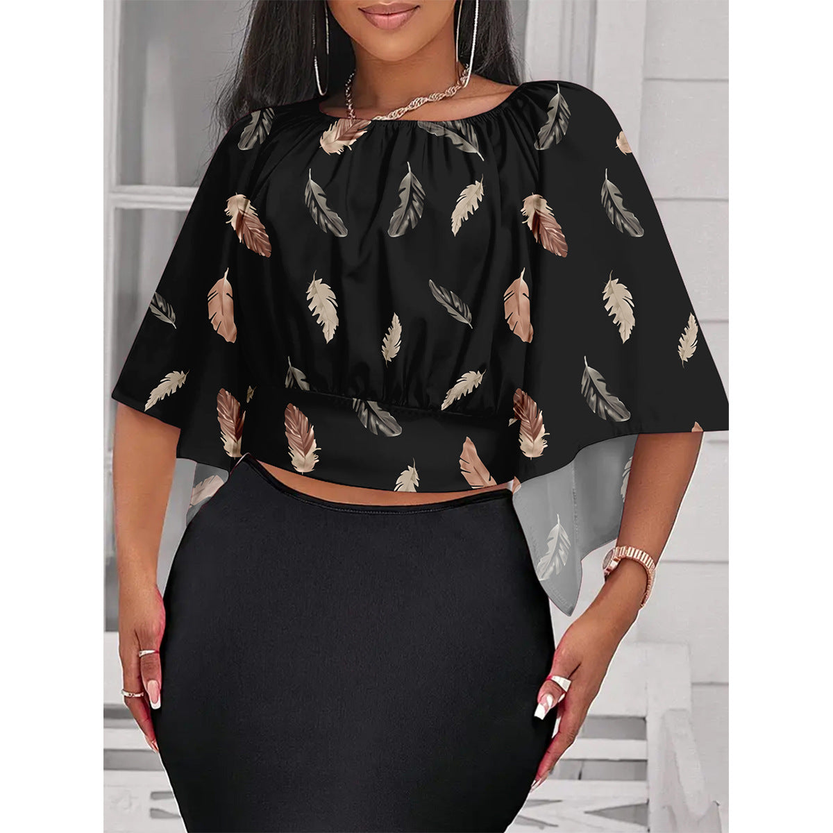 Ladies Elegant cropped top with flared sleeves Ivyshape