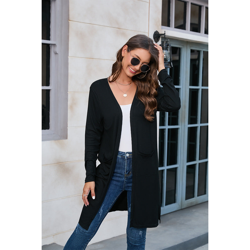 Ladies casual long cardigan with practical pockets and elegant V-neck Ivyshape