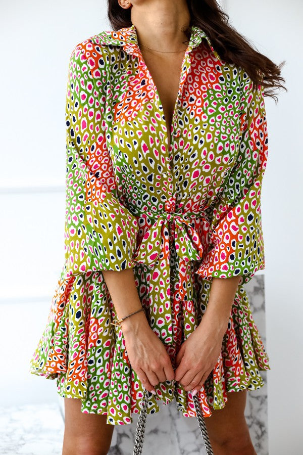 Women's shirt dress with colorful pattern and fitted cut Ivyshape