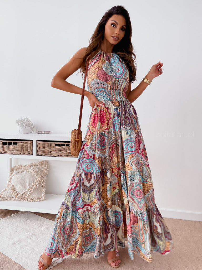 Women's maxi dress with tailored cut and ruffle Ivyshape