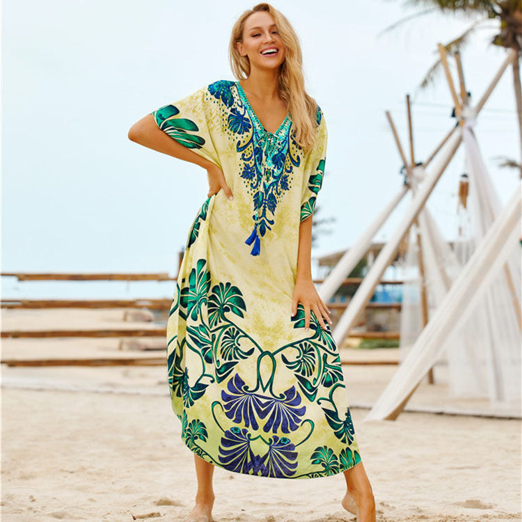 Ladies beach tunic with exclusive floral design and side slits Ivyshape