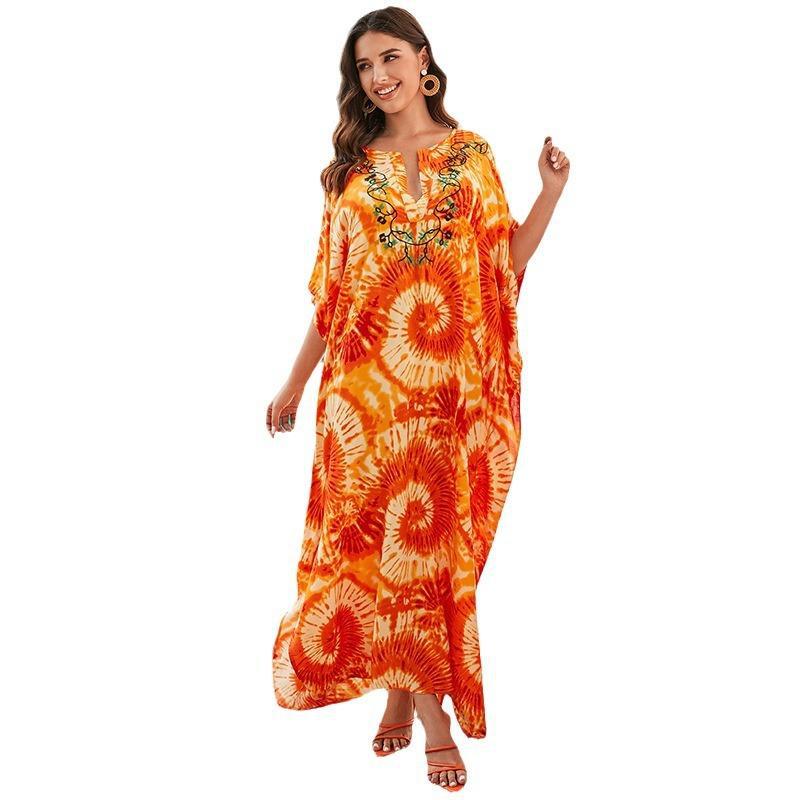Women’s kaftan with handcrafted tie-dye pattern and elegant embroidery Ivyshape