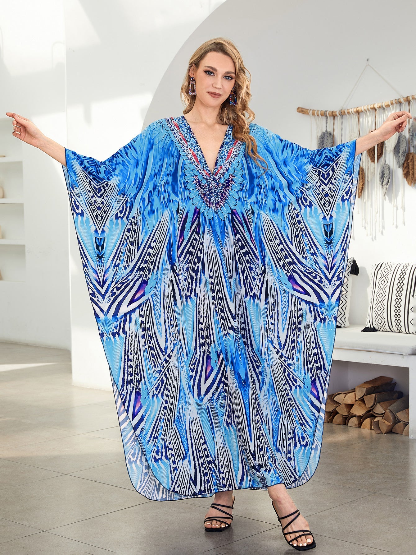 Women's beach kaftan with floral design and airy cut Ivyshape