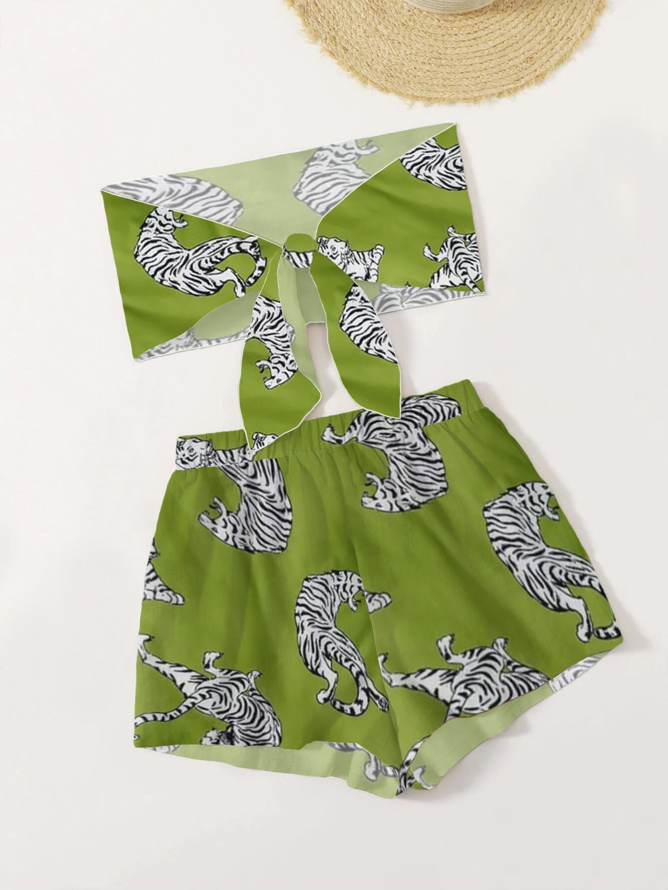 Women's fashionable crop top and shorts set Ivyshape