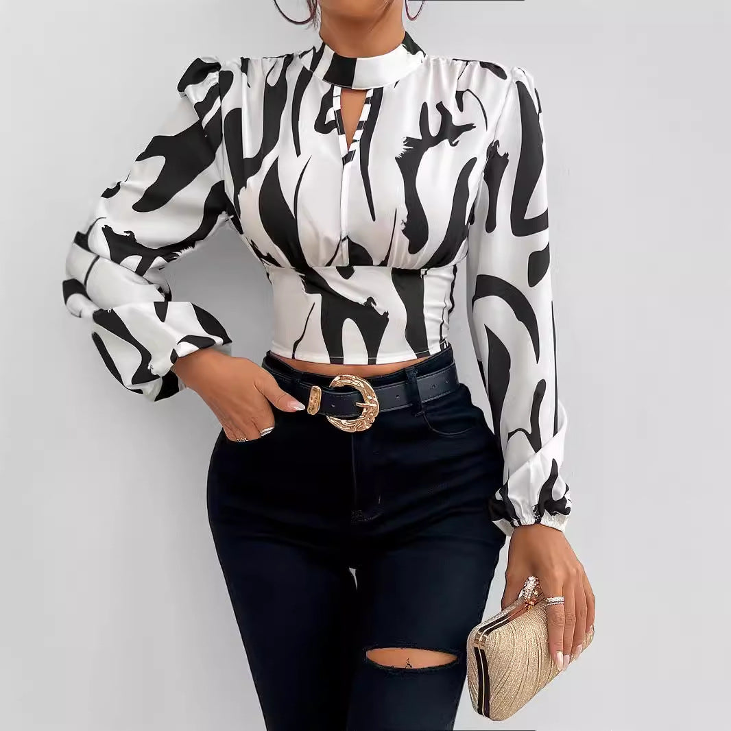 Women's blouse with voluminous sleeves and modern cut-out Ivyshape