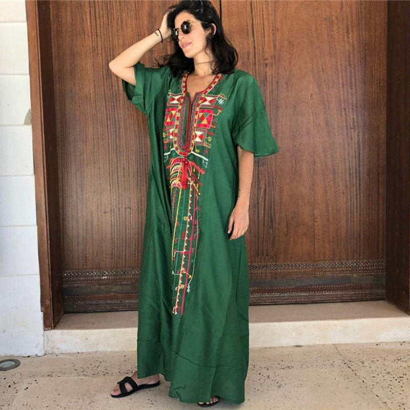 Ladies Kaftan with intricate hand embroidery and loose fit Ivyshape