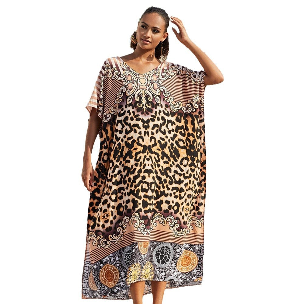 Women’s maxi dress with elegant leopard print and side slits Ivyshape