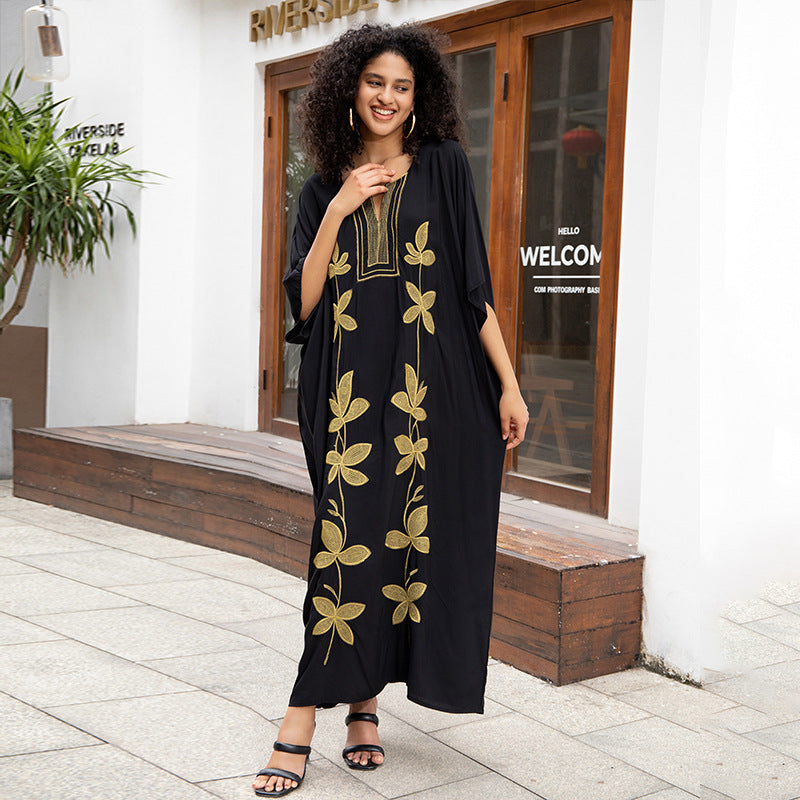 Ladies Kaftan with elaborate floral embroidery design Ivyshape