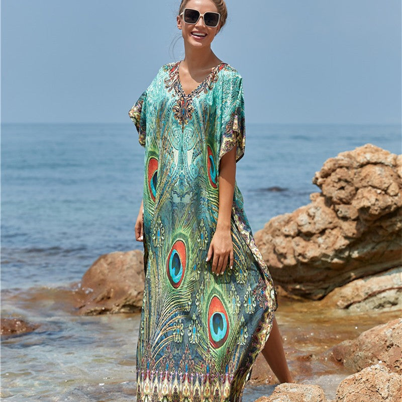 Ladies Kaftan with artistic peacock motif Ivyshape