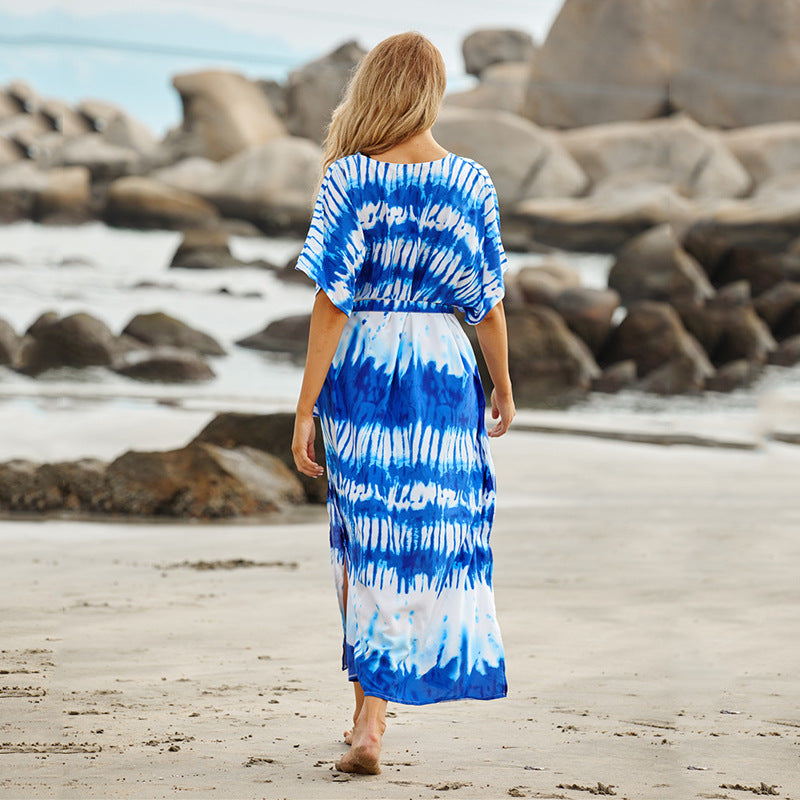 Ladies beach kaftan with casual cut and cool gradient Ivyshape