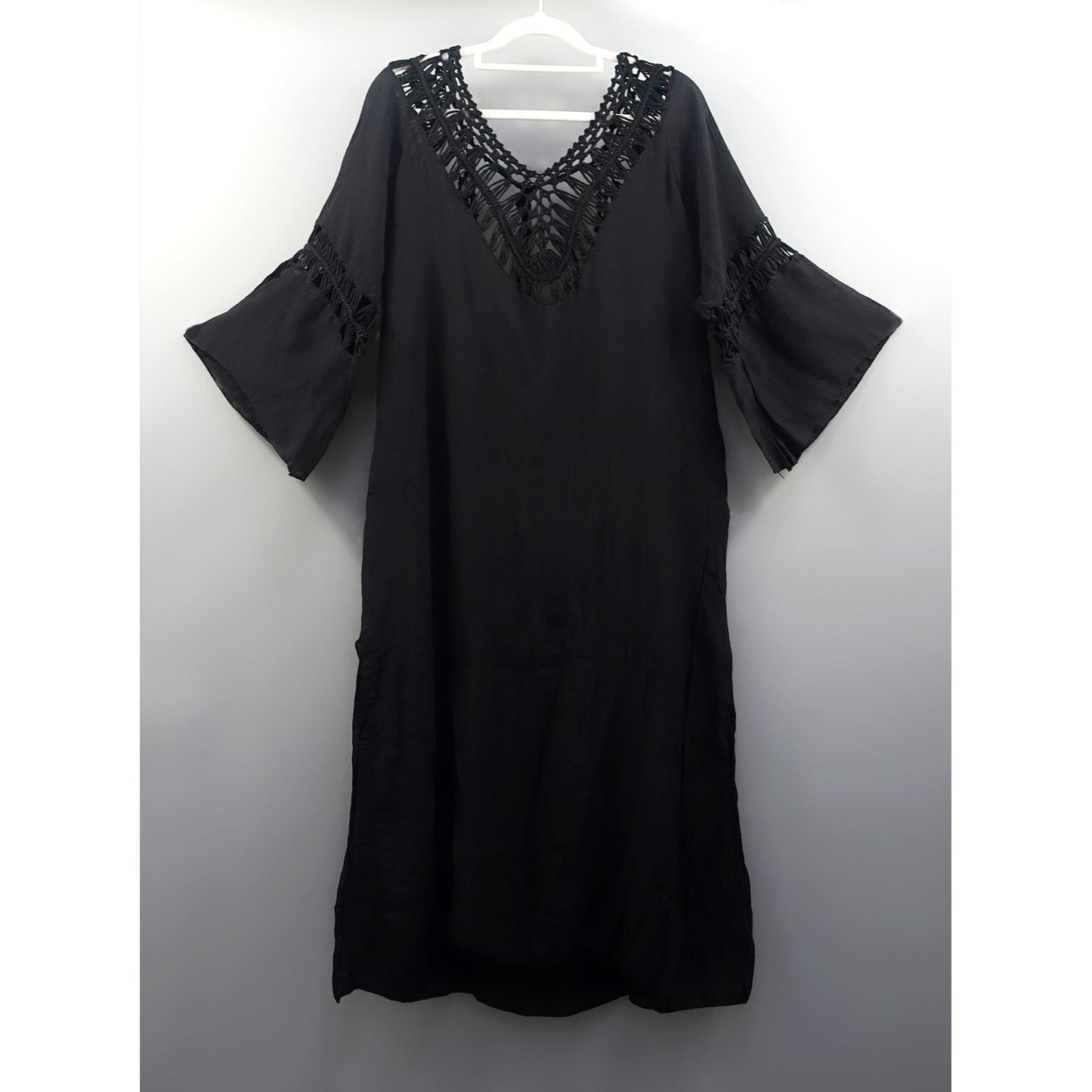Women's airy beach tunic with elaborate crochet appliqués Ivyshape