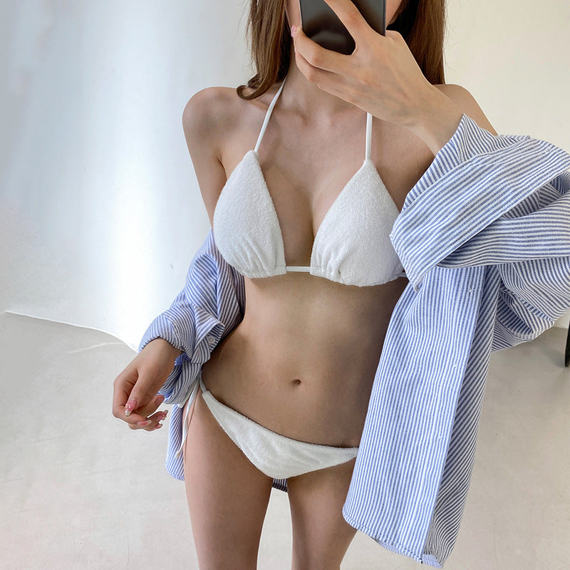 Ladies triangle bikini with elastic ruffle details and adjustable straps Ivyshape