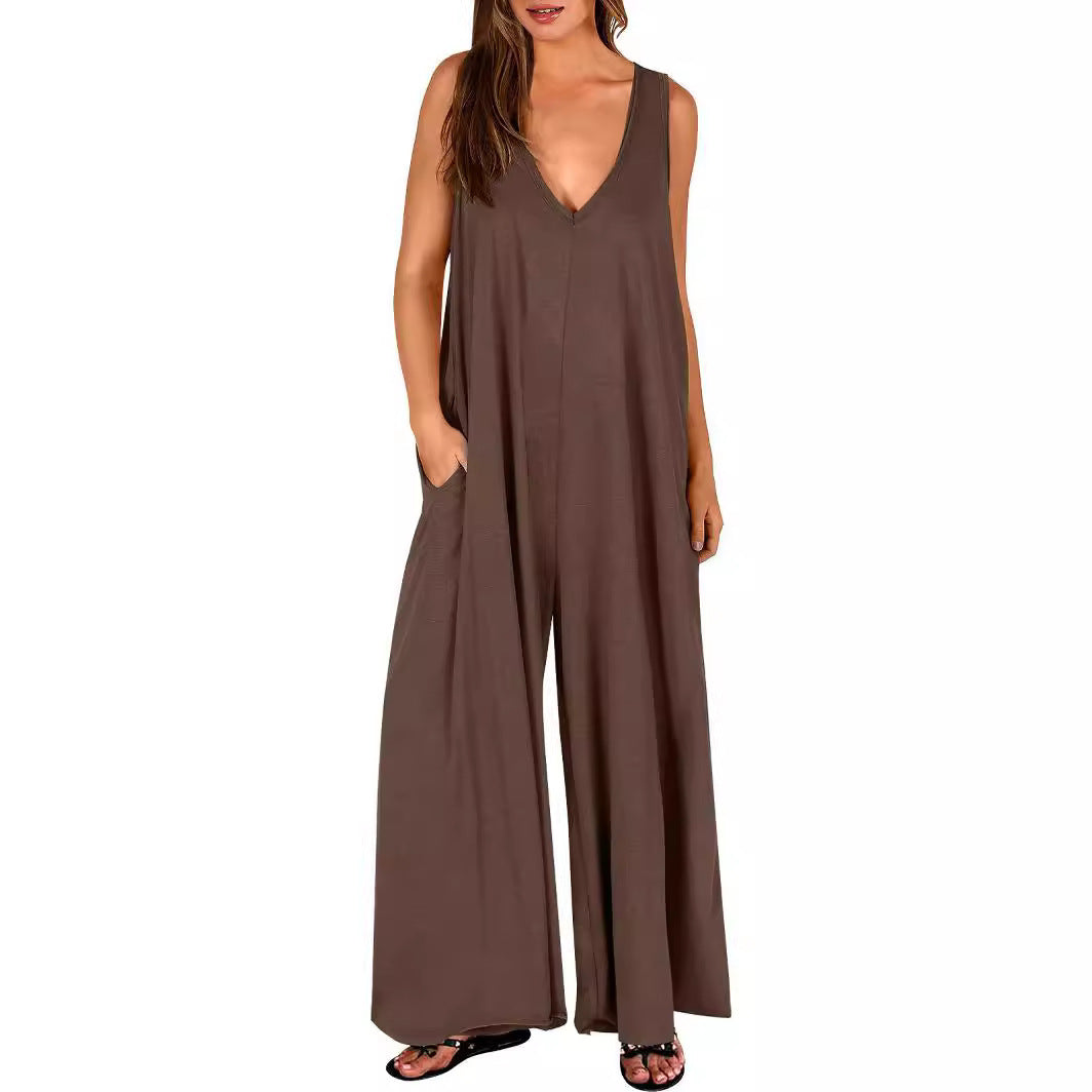 Women's sleeveless maxi dress with side pockets and flowing silhouette Ivyshape