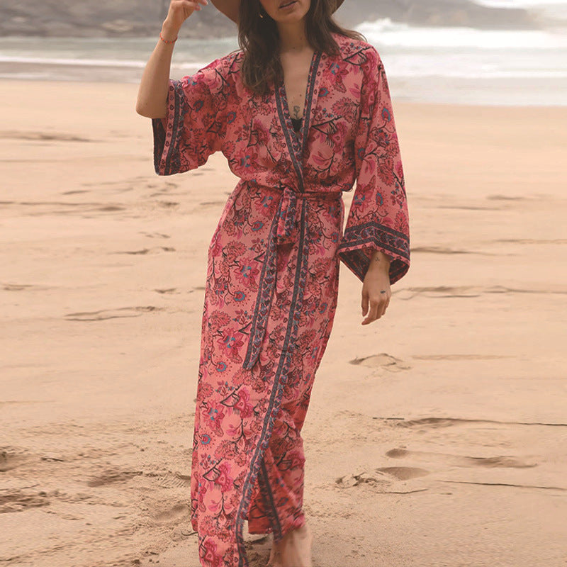 Women's maxi kimono with luxurious floral design and wide sleeves Ivyshape