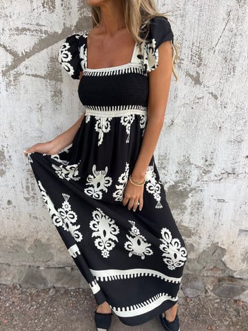Women Boho-Chic Square Neck Maxi Dress Ivyshape
