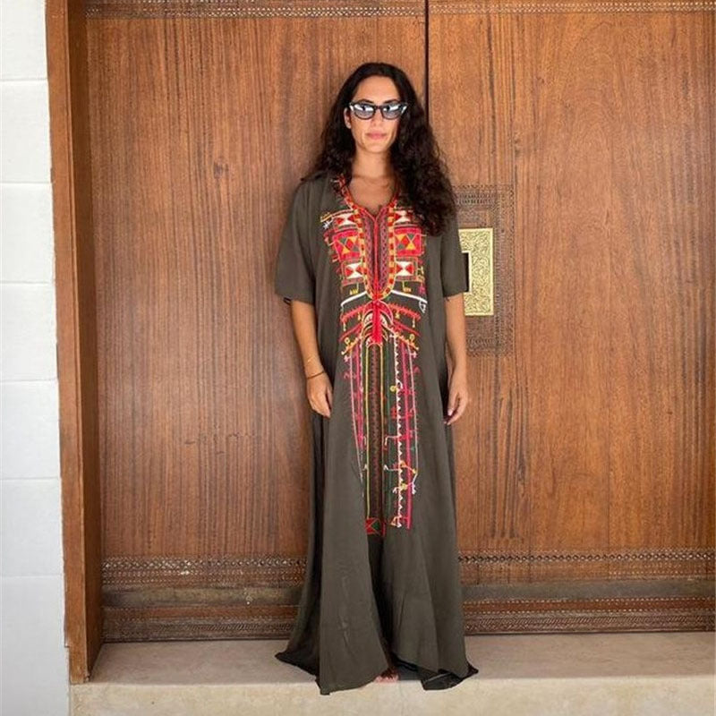 Ladies Kaftan with intricate hand embroidery and loose fit Ivyshape