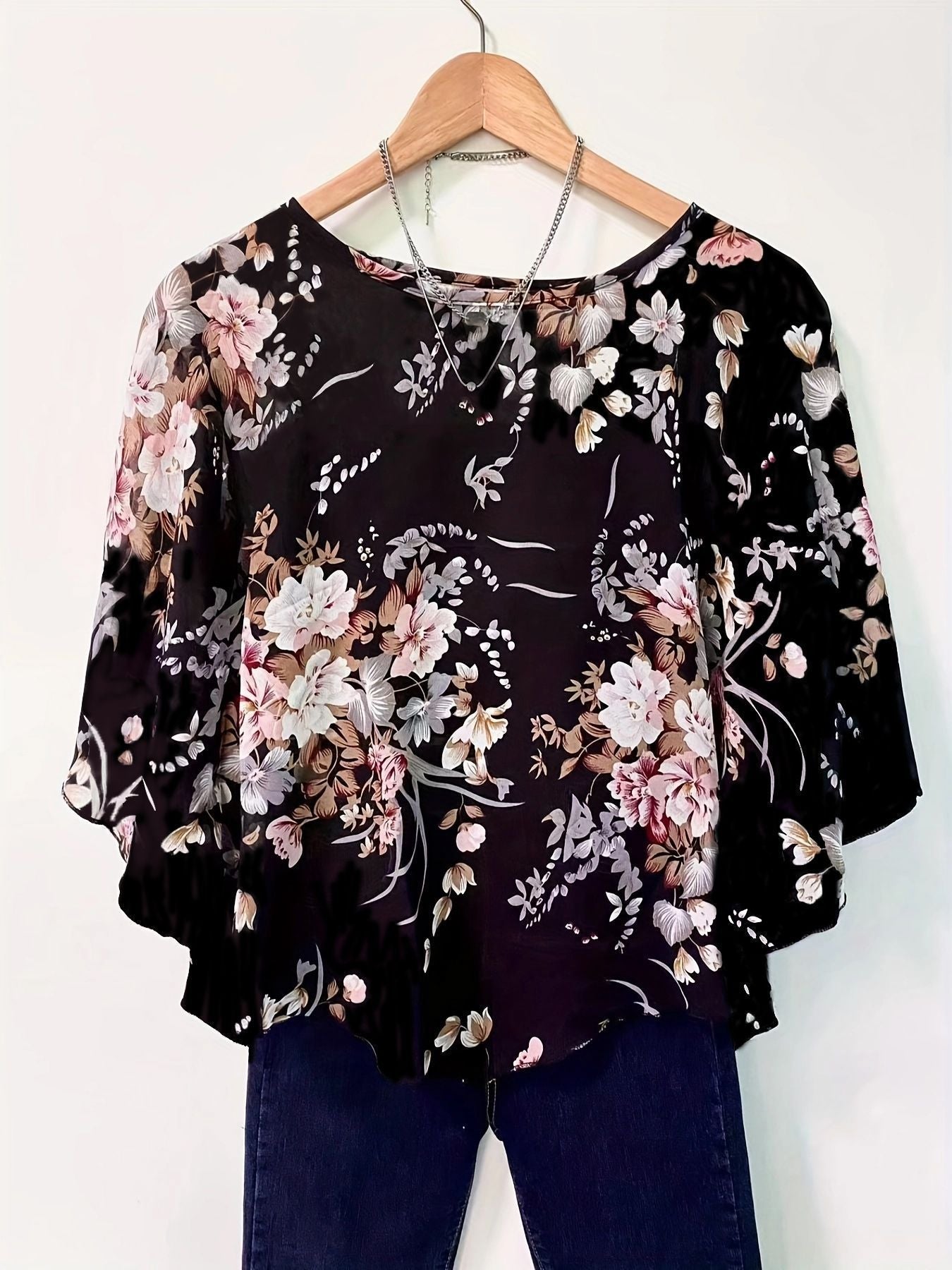 Women's chiffon blouse with floral pattern Ivyshape