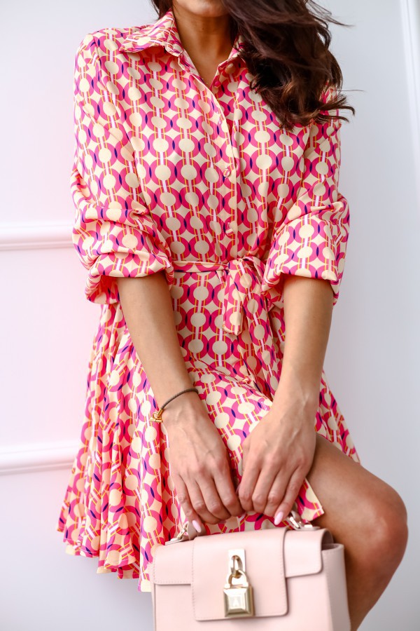 Women's shirt dress with colorful pattern and fitted cut Ivyshape