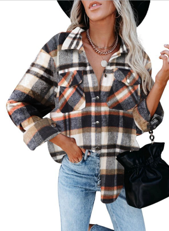 Women casual check blouse with decorative buttons and patch pockets Ivyshape