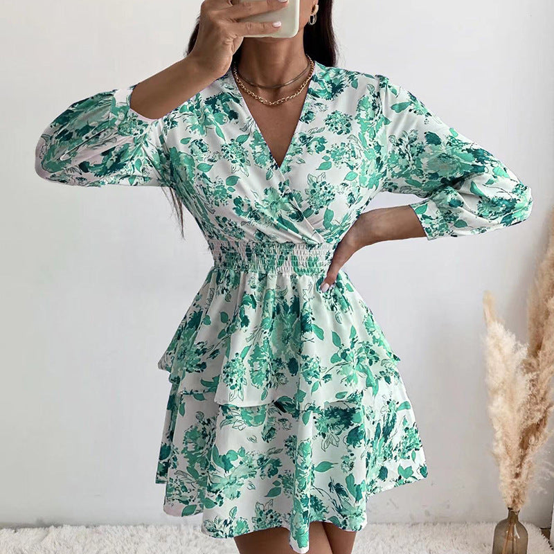 Women's wrap dress with floral pattern and ruffle details Ivyshape