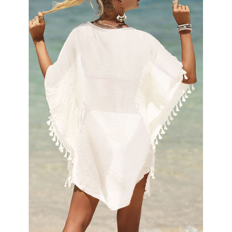 Women's beach cover-up with elegant neckline and fringe Ivyshape