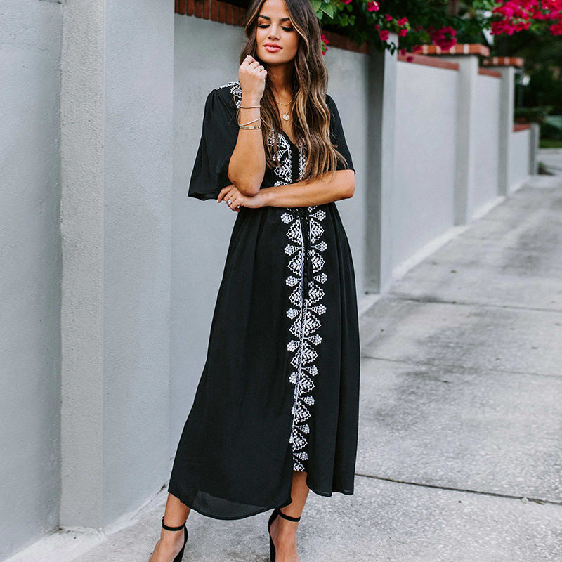 Women’s Maxi Dress with Artistic Embroidery and Wide Cut Ivyshape