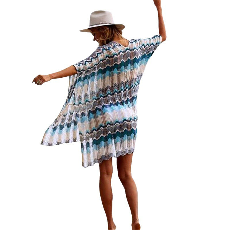 Women's beach poncho with playful fringe design Ivyshape