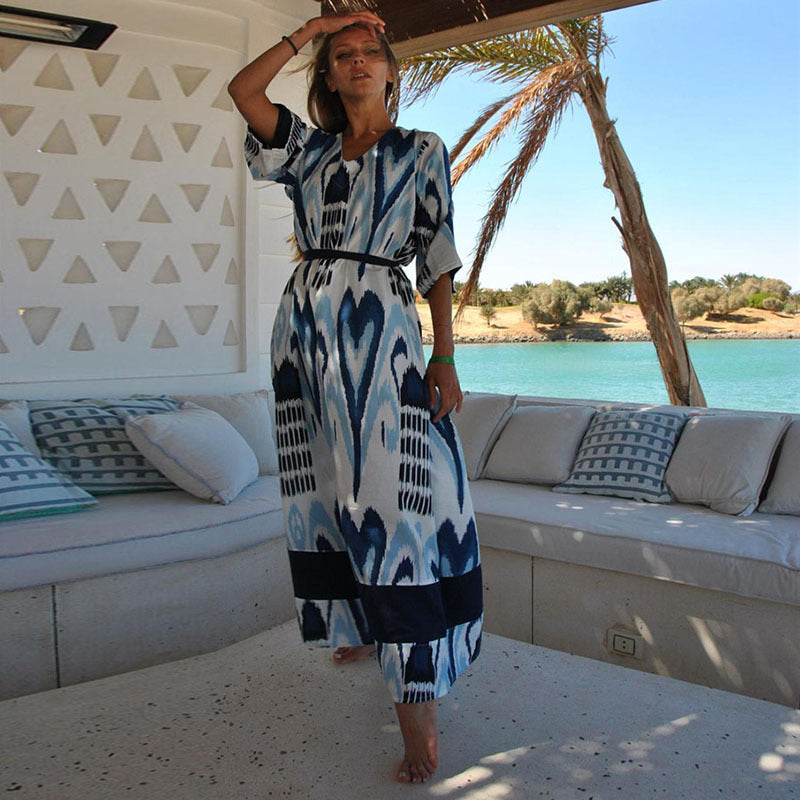 Ladies Maxi Beach Kaftan with elegant graphic pattern and side slit Ivyshape