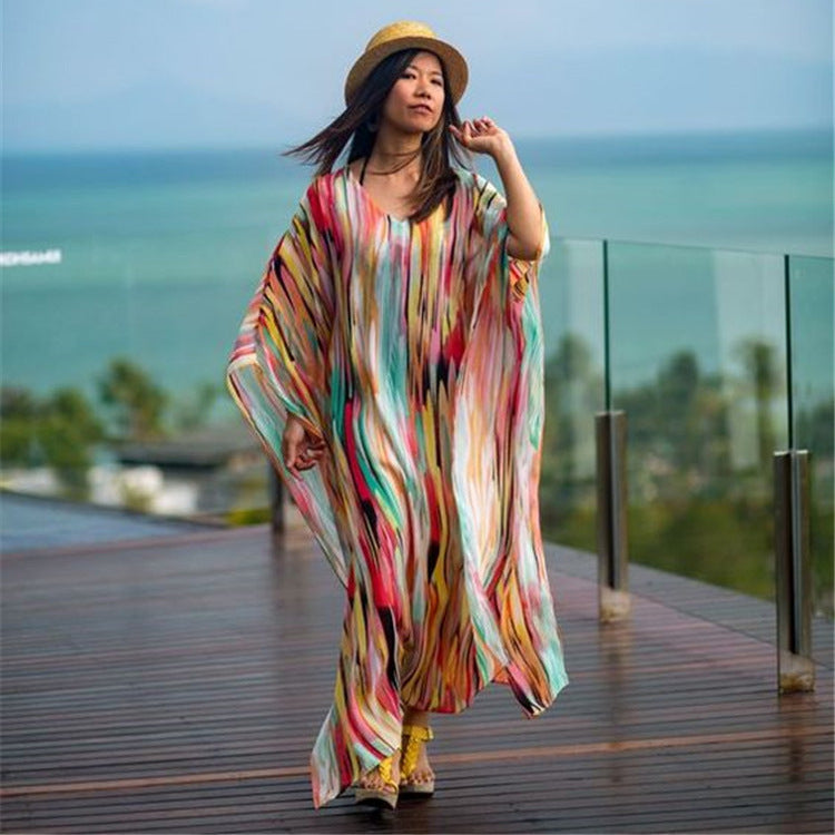Ladies beach robe with artistic pattern and generous cut Ivyshape