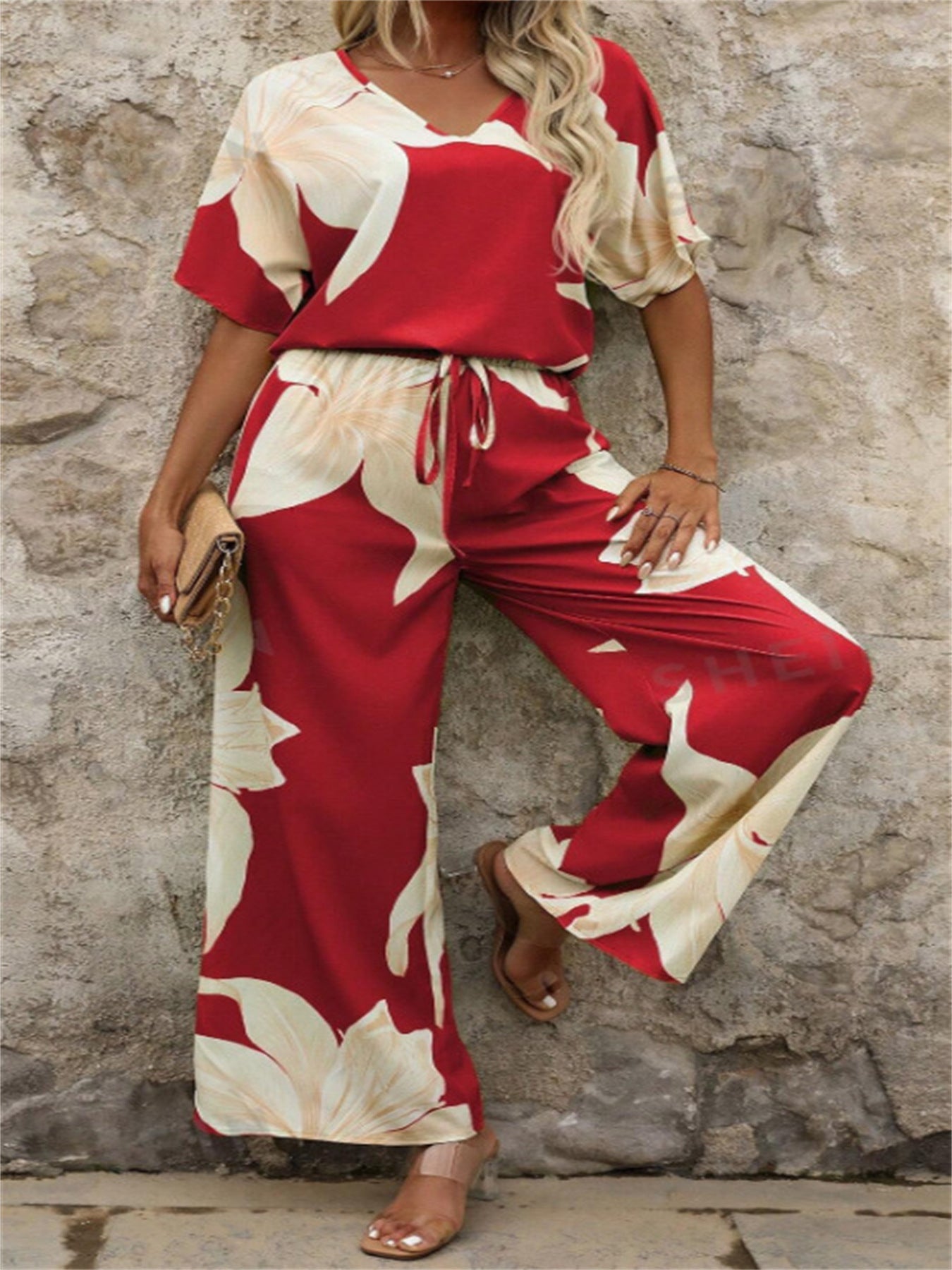 Ladies set with floral design and elastic waistband Ivyshape