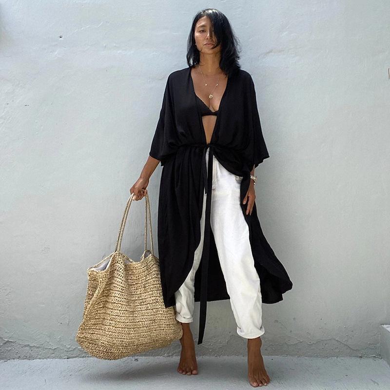 Ladies' beach robe with elegant tie belt and side slits Ivyshape