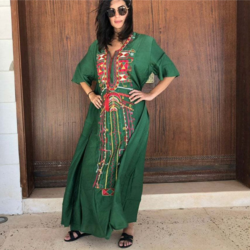 Ladies Kaftan with intricate hand embroidery and loose fit Ivyshape