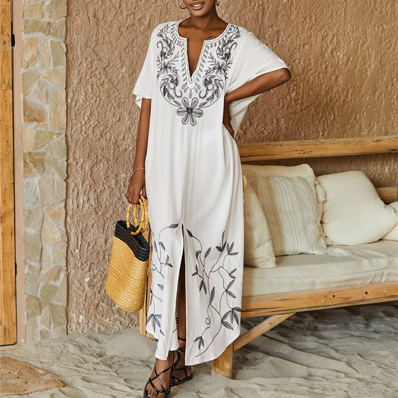 Women's maxi kaftan with artistic embroidery pattern and side slit details Ivyshape