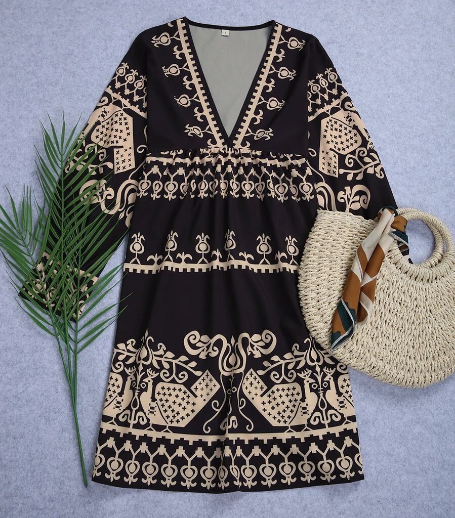 Women's casual dress with V-neck and rich pattern Ivyshape