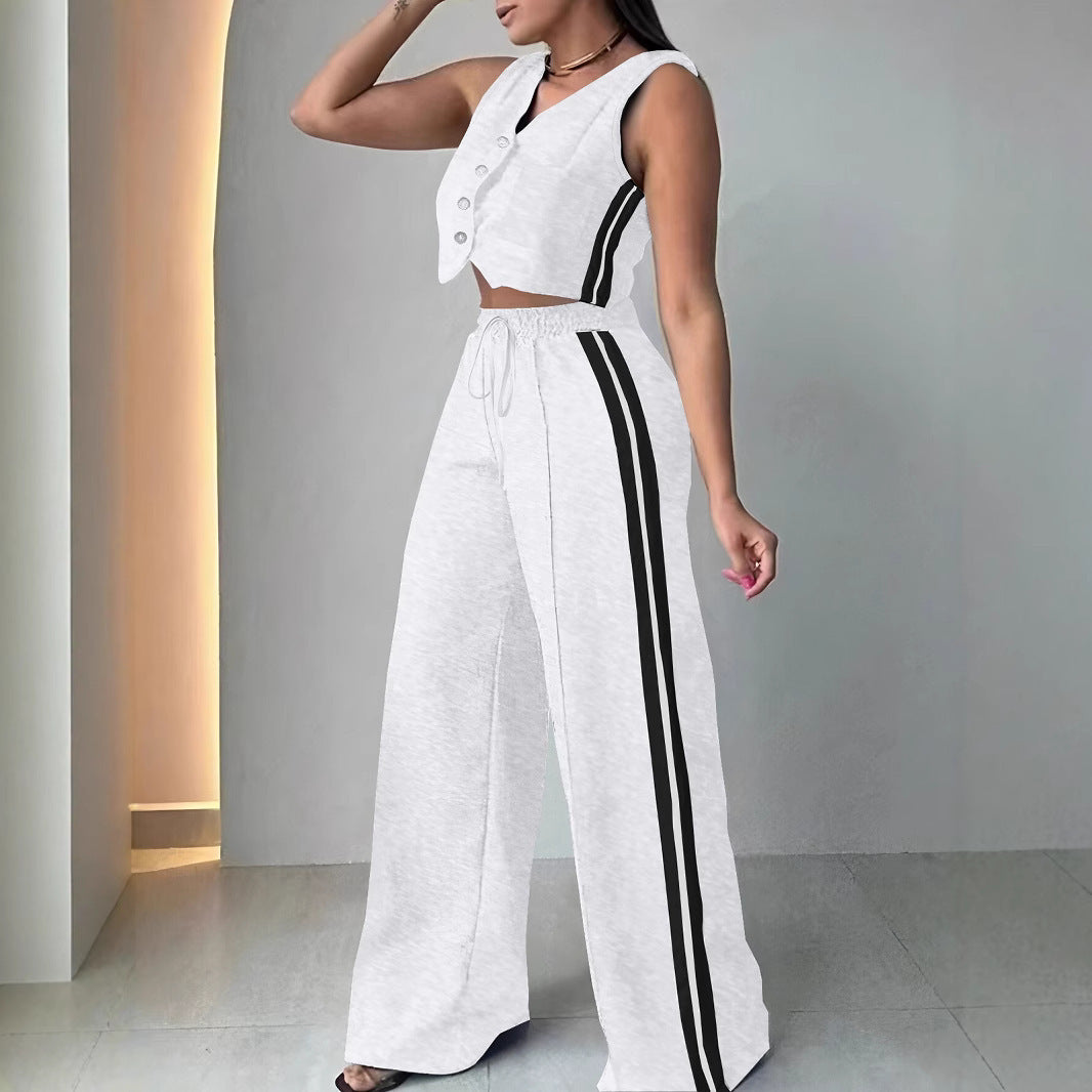 Ladies casual two-piece set with cropped top and wide-cut pants Ivyshape