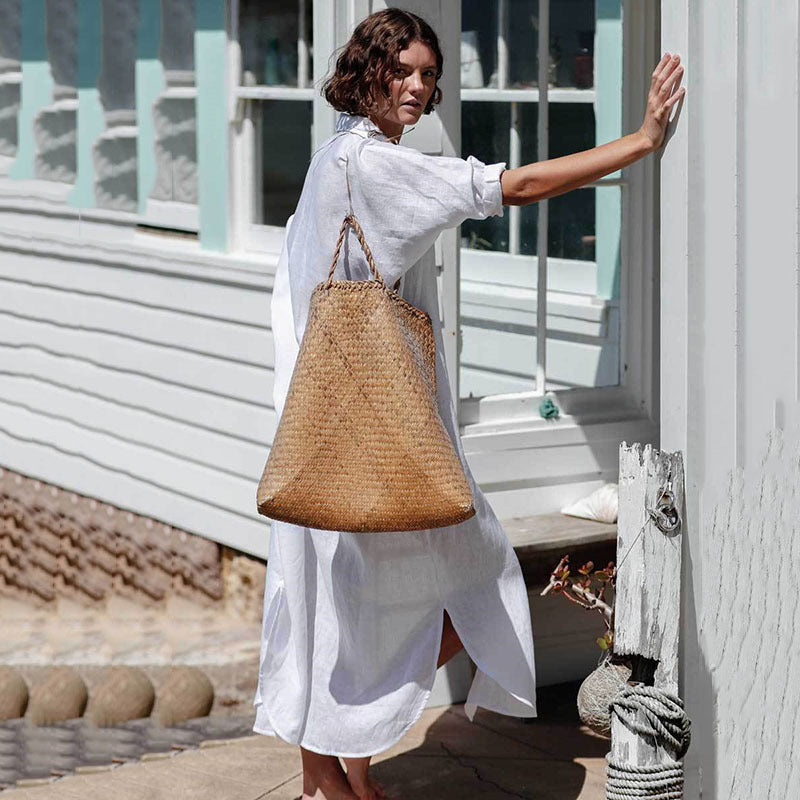 Women's beach blouse with a casual fit and elegant collar Ivyshape