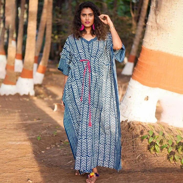 Women's kaftan with fashionable pattern and tie belt Ivyshape