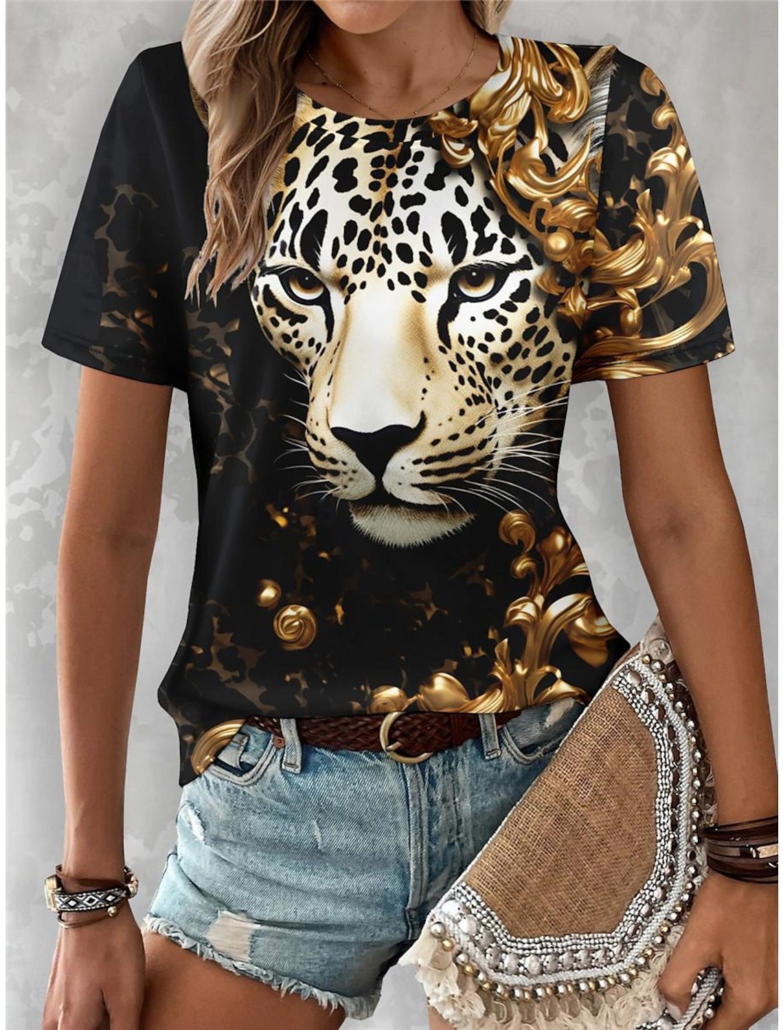 Women's Artistic Graphic T-Shirt Ivyshape